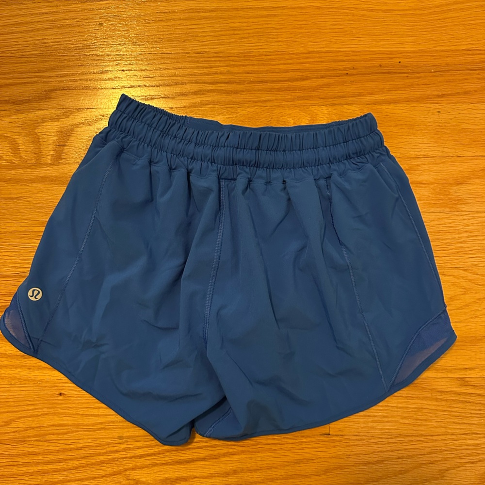 Lululemon Hotty Hot LR 4” Short